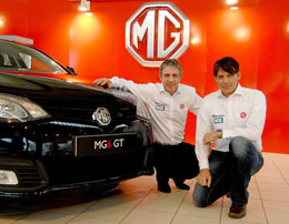 Jason Plato and Andy Neate with the MG Motor UK MG6 GT