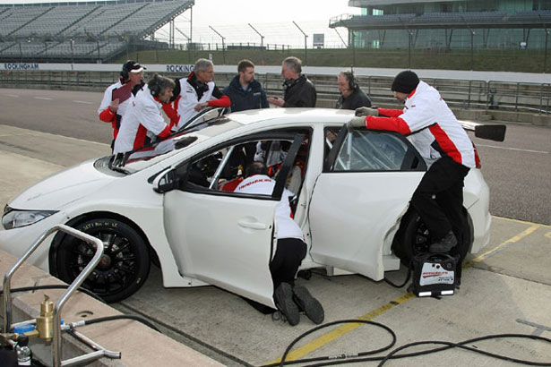 Technical issues baffle the team at Rockingham