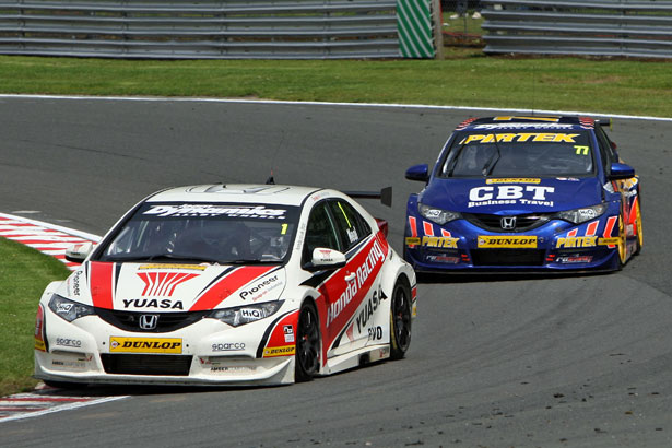 Andrew Jordan puts pressure on Matt Neal