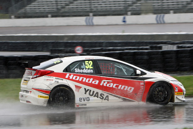 Gordon Shedden triumphs in the rain at Rockingham