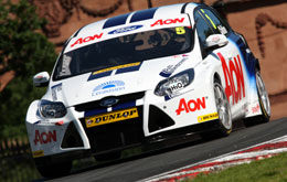 Tom Chilton in the 2011 BTCC Team Aon Ford Focus