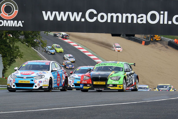 Colin Turkington had to battle with both the MGs