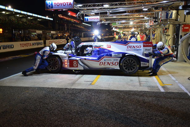 Toyota claimed 3rd place with their TS 040 Hybrid