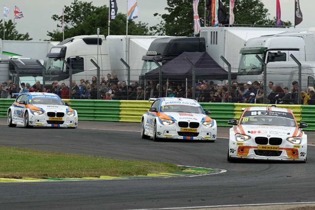 Andy Priaulx leads Sam Tordoff and Rob Collard to a 1-2-3 victory