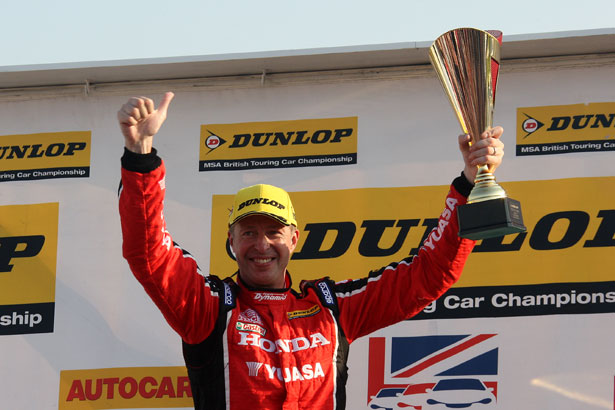 Matt Neal makes it 2 wins from 3 races for Honda Yuasa Racing