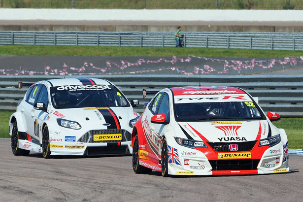 Gordon Shedden leads Mat Jackson to their 2nd podium of the day