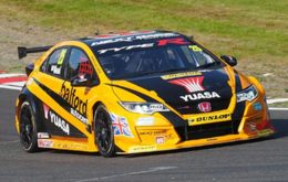 Matt Neal in his Halfords Yuasa Racing Honda Civic Type R