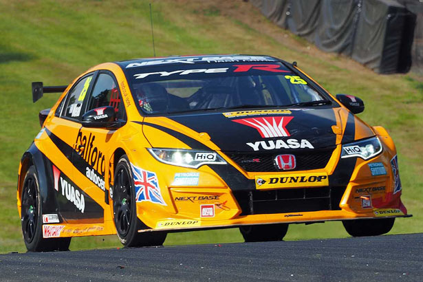 Matt Neal in his Halfords Yuasa Racing Honda Civic Type R