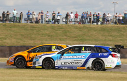 Gordon Shedden loses the lead to Colin Turkington