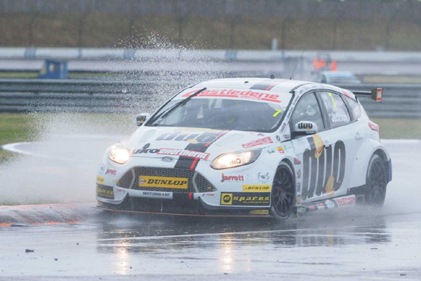 Mat Jackson qualified 2nd in his Motorbase Performance Ford Focus
