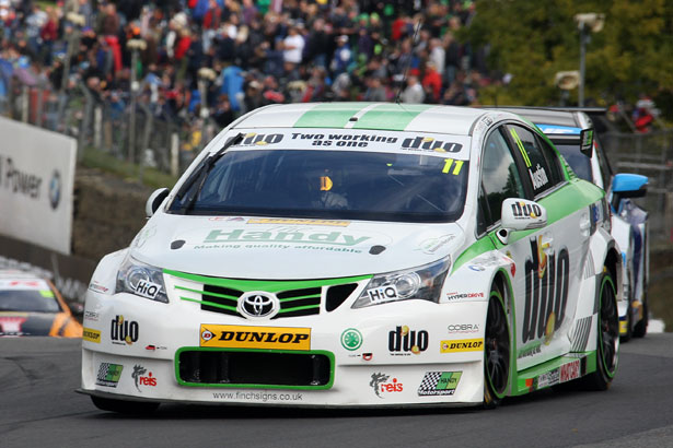 Rob Austin in his Handy Motorsport Toyota Avensis