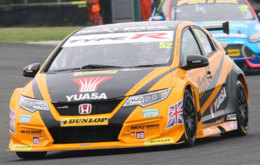 Gordon Shedden ended the first half of the season in 9th place