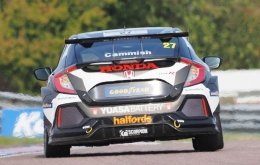 Dan Cammish dominated qualifying at Thruxton